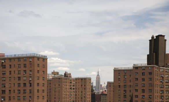 Office cleaner working in Inwood NYC business space